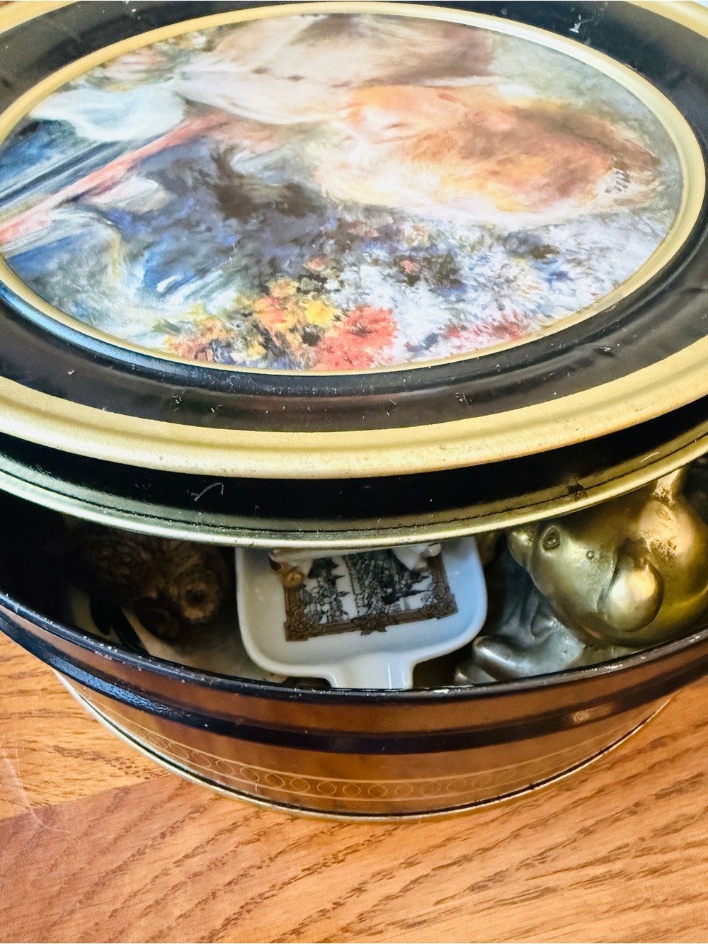 Mystery Vintage Bundle-Renoir Tin-Filled with Vintage Home Decor Items 1800-1970 - Picture 14 of 16